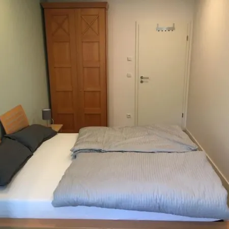 Pensión Gaeste Und Messezimmer Adelheidsdorf 3*