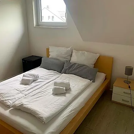 게스트하우스 Gaeste Und Messezimmer Adelheidsdorf